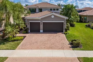 3296 Pacific Dr, Naples, FL 34119 - Photo 1