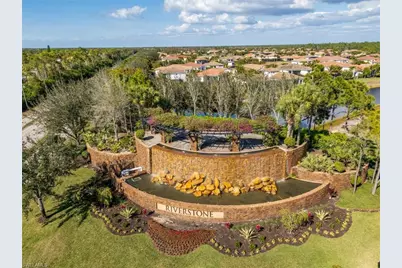 3296 Pacific Dr, Naples, FL 34119 - Photo 50