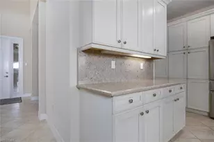 3296 Pacific Dr, Naples, FL 34119 - Photo 6