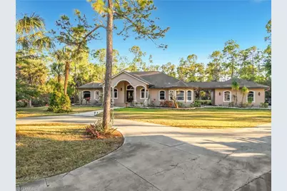 4240 5th Ave SW, Naples, FL 34119 - Photo 2