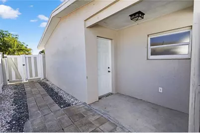 2201 Coronet St, Fort Myers, FL 33907 - Photo 30