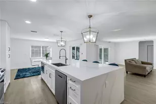 27153 Edenbridge Ct, Bonita Springs, FL 34135 - Photo 6