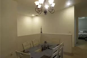 1305 Mariposa Cir, Naples, FL 34105 - Photo 10