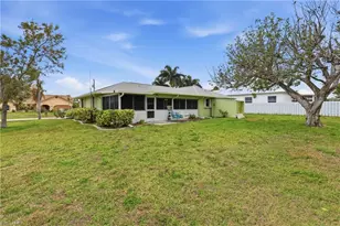 219 SE 16th Terrace, Cape Coral, FL 33990 - Photo 38