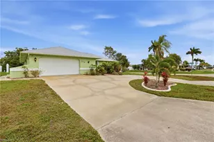 219 SE 16th Terrace, Cape Coral, FL 33990 - Photo 2