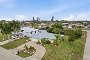 219 SE 16th Terrace, Cape Coral, FL 33990 - Photo 4