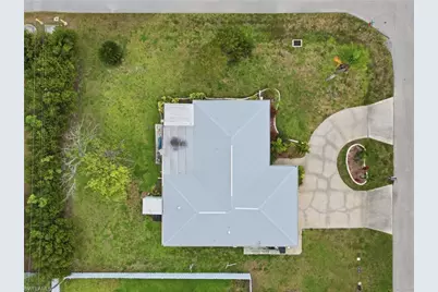 219 SE 16th Ter, Cape Coral, FL 33990 - Photo 40