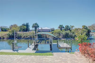 1316 NE 20th St, Cape Coral, FL 33909 - Photo 6