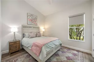 9049 Bronco Ct, Naples, FL 34113 - Photo 16