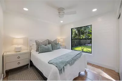 5179 Sycamore Dr, Naples, FL 34119 - Photo 10
