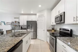 737 Hadley St W, Naples, FL 34104 - Photo 8