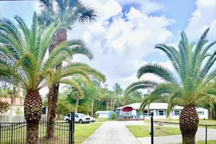 640 27th St SW, Naples, FL 34117 - Photo 2