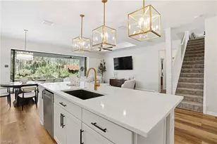 10395 Ventana Ln, Naples, FL 34120 - Photo 10