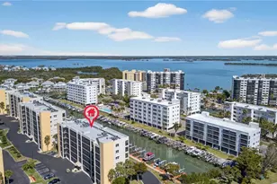 4401 Bay Beach Ln, Fort Myers Beach, FL 33931 - Photo 6