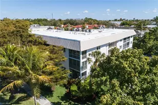 333 4th Ave S, Naples, FL 34102 - Photo 22