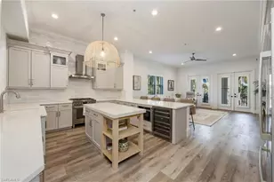 2870 Castillo Ct, Naples, FL 34109 - Photo 2