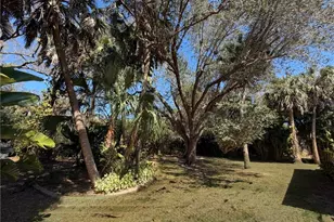 234 Duncan Ln, North Fort Myers, FL 33903 - Photo 6