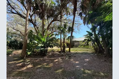 234 Duncan Ln, North Fort Myers, FL 33903 - Photo 8