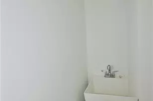 7509 Carnegie Way, Naples, FL 34119 - Photo 12