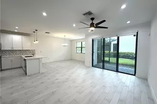 7509 Carnegie Way, Naples, FL 34119 - Photo 6