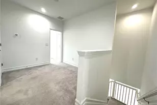 7509 Carnegie Way, Naples, FL 34119 - Photo 10