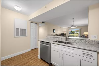 8264 Key Royal Cir #812, Naples, FL 34119 - Photo 4