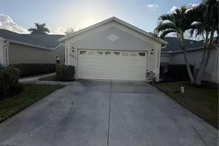 8220 Ibis Cove Cir, Naples, FL 34119 - Photo 2