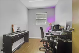 28025 Oak Ln, Bonita Springs, FL 34135 - Photo 26