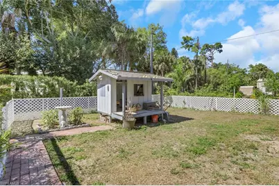 28025 Oak Ln, Bonita Springs, FL 34135 - Photo 32