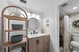 256 Palm Dr, Naples, FL 34112 - Photo 18