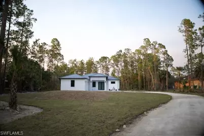 3279 10th Ave SE, Naples, FL 34117 - Photo 2