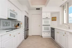 7117 Pelican Bay Blvd, Naples, FL 34108 - Photo 6