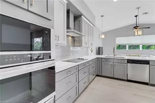 19946 Estero Verde Dr, Fort Myers, FL 33908 - Photo 8