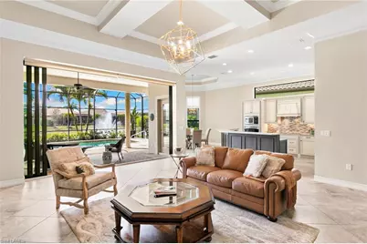 7262 Lantana Cir, Naples, FL 34119 - Photo 2