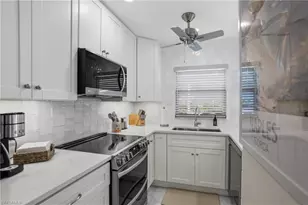 682 Broad Ave S, Naples, FL 34102 - Photo 4