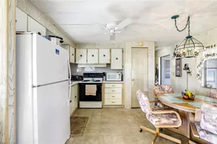 27570 Hoenie Dr, Bonita Springs, FL 34135 - Photo 10