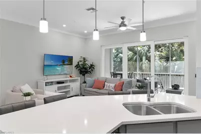 238 Indies Dr E #202, Naples, FL 34114 - Photo 12