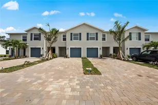 15319 Wildflower Cir, Naples, FL 34119 - Photo 1