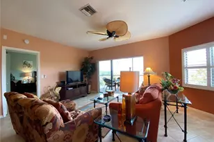 230 Vintage Cir, Naples, FL 34119 - Photo 10