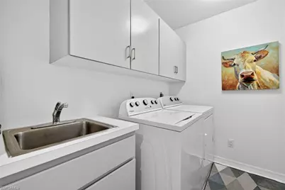 344 Edgemere Way N #33, Naples, FL 34105 - Photo 26