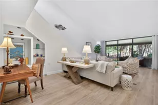 344 Edgemere Way N, Naples, FL 34105 - Photo 8