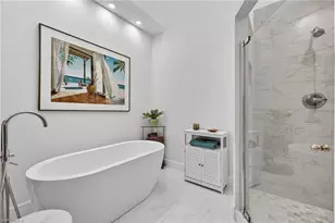 344 Edgemere Way N, Naples, FL 34105 - Photo 20