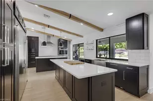 10450 Windsor Way, Naples, FL 34109 - Photo 14