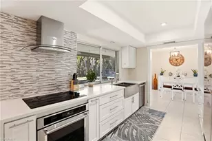 267 Cypress Way W, Naples, FL 34110 - Photo 16