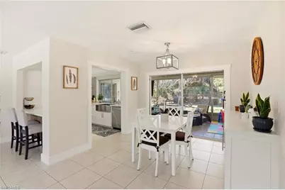 267 Cypress Way W, Naples, FL 34110 - Photo 18