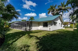 600 Parkview Ln, Naples, FL 34103 - Photo 16