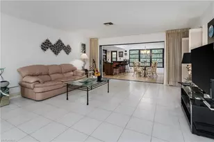 600 Parkview Ln, Naples, FL 34103 - Photo 4