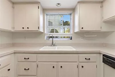 315 Saint Andrews Blvd #D5, Naples, FL 34113 - Photo 8