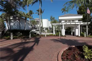 8930 Bay Colony Dr, Naples, FL 34108 - Photo 32