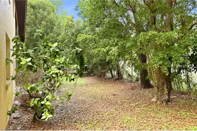 1450 Green Valley Cir #502, Naples, FL 34104 - Photo 32